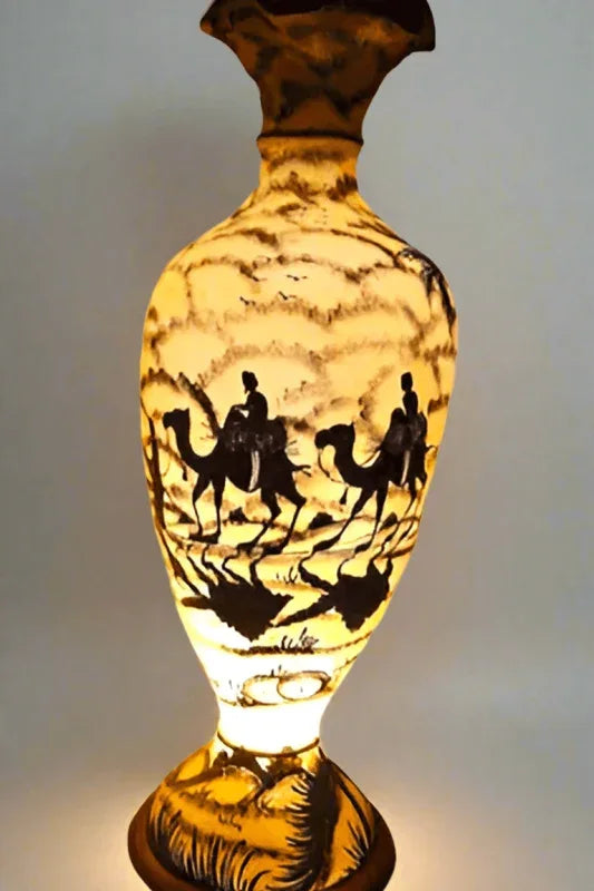 Vase camel skin lamp beige desert beautiful art